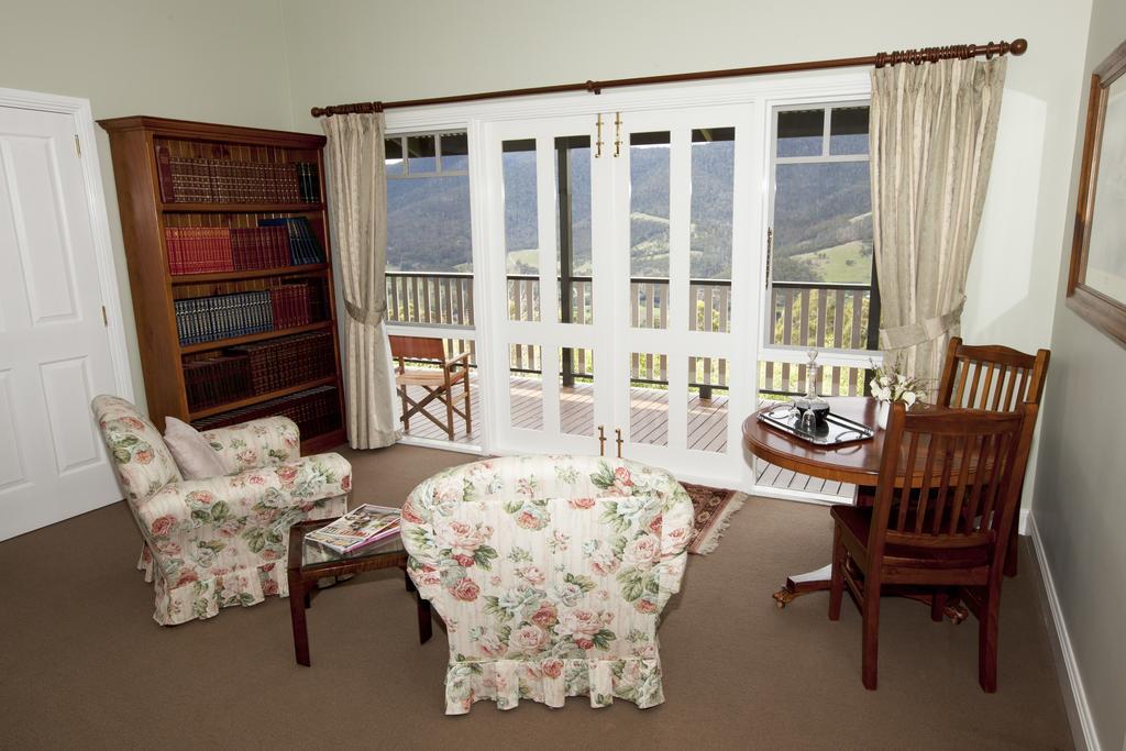 House On The Hill Bed And Breakfast Huonville Room photo